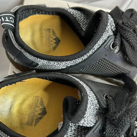 Indestructible Beyond Protection Black White Soft Steel Toe Mens Sneakers Sz 40 - Picture 10 of 13